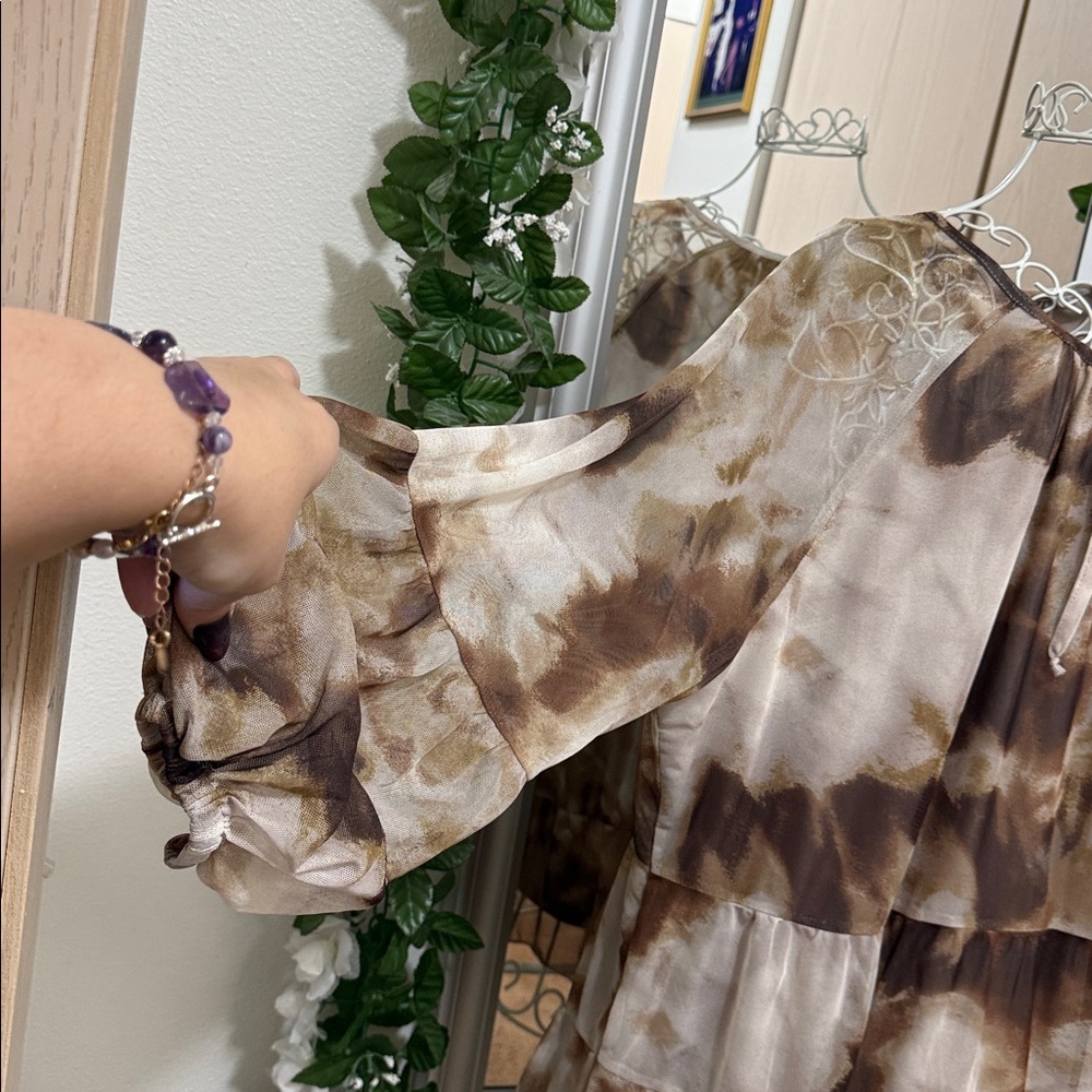 Terra & Sky Beige and Cream Blouse - Picture 2 of 5